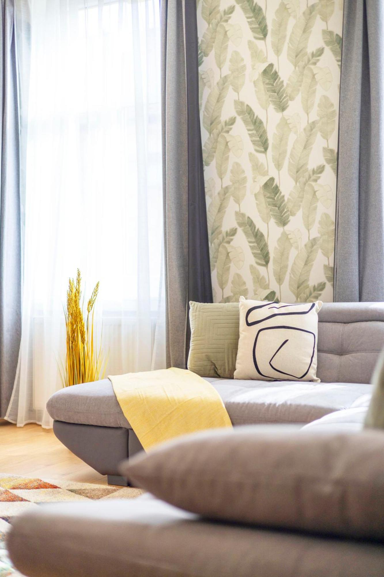 Deluxe Izabella Center With 4bedrm, 3bathrm Budapest